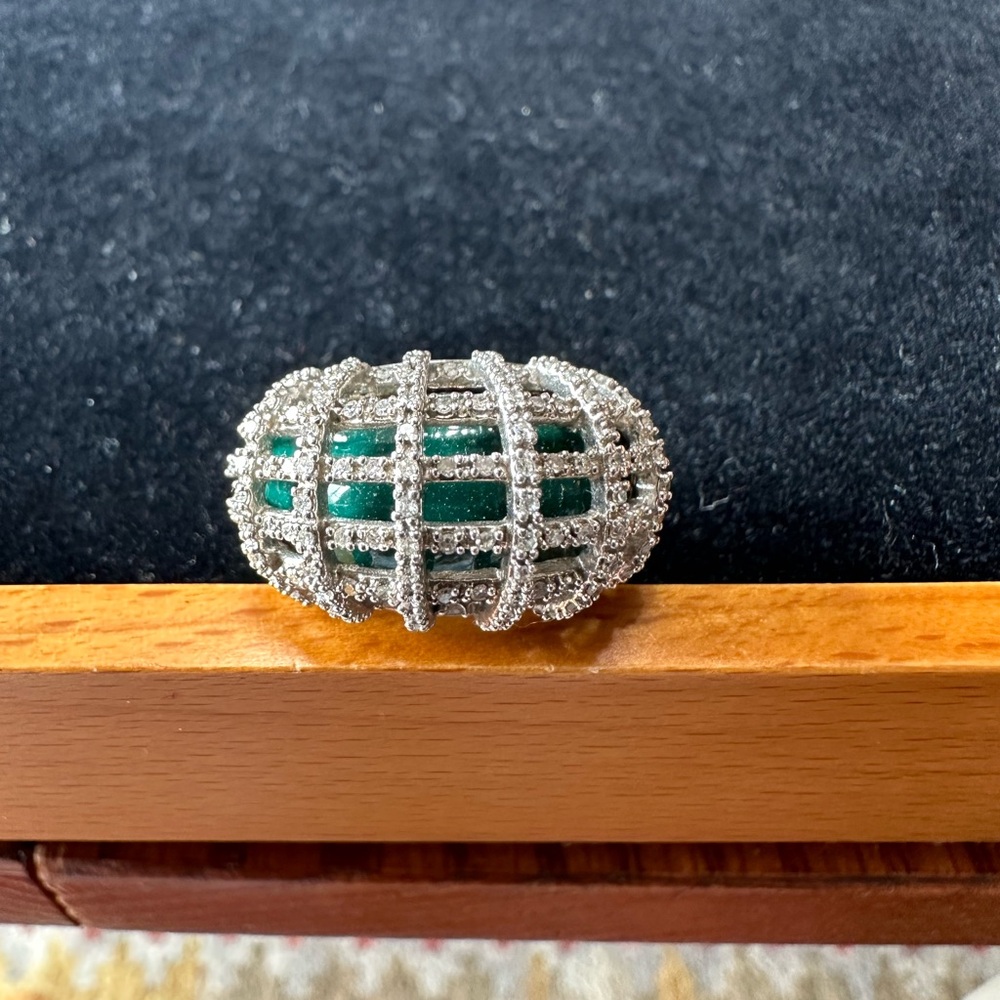 Sterling Silver & Green Stone Birdcage Setting Ring with Diamond Chips Size 8